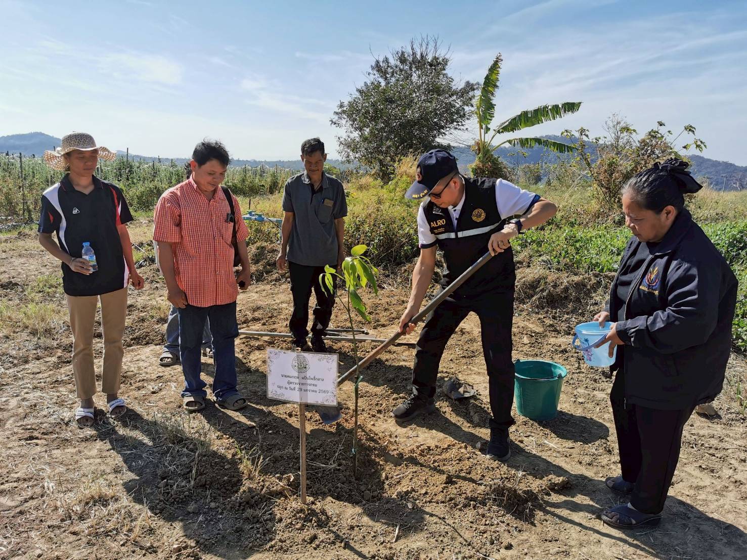 title - ผู้ตรวจราชการ ส.ป.ก. ลงพื้นที่ตรวจเยี่ยมและให้กำลังใจกลุ่มเกษตรกรในเขตปฏิรูปที่ดินอำเภอมวกเหล็ก จังหวัดสระบุรี และประชุมตรวจติดตามความก้าวหน้าผลการดำเนินงานตามแผนการตรวจราชการ ประจำปีงบประมาณ พ.ศ. 2569 รอบที่ 1 เขตตรวจราชการที่ 1 จังหวัดสระบุรี 